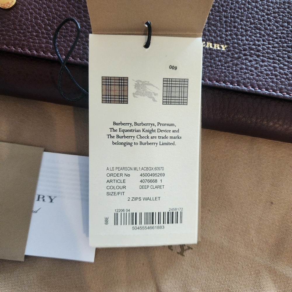 BURBERRY Two-tone Leather Clutch In Deep Claret - Picture 2 of 8